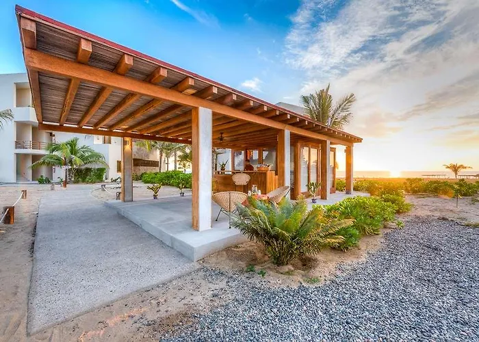 Hotel Marea Beachfront