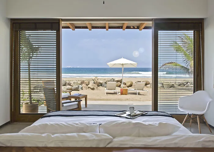 Marea Beachfront 4* Zihuatanejo