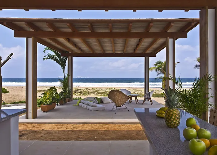 Marea Beachfront 4* Zihuatanejo