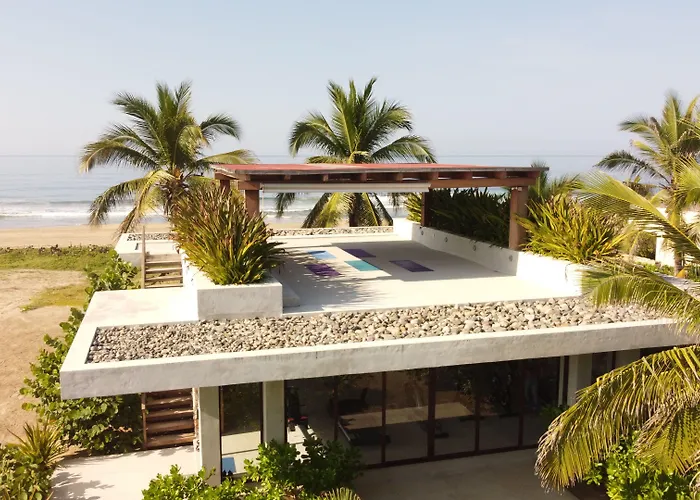 Marea Beachfront Hotel