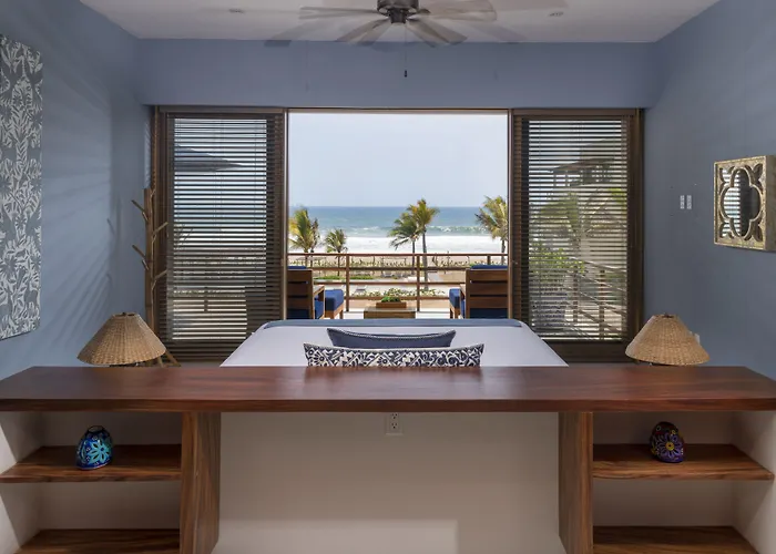 Marea Beachfront Hotel Zihuatanejo