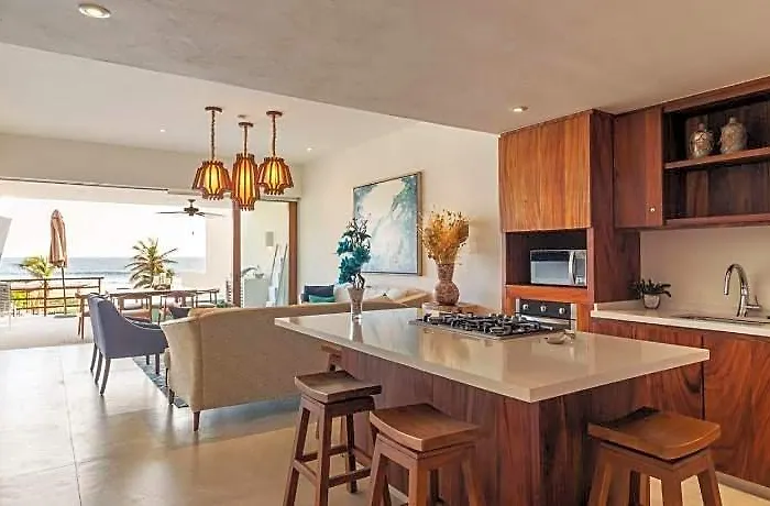 Marea Beachfront 4* Zihuatanejo