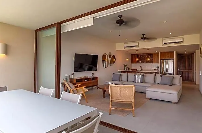 Marea Beachfront Hotel