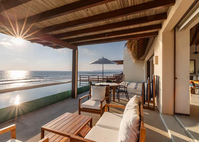 Marea Beachfront 4* Zihuatanejo