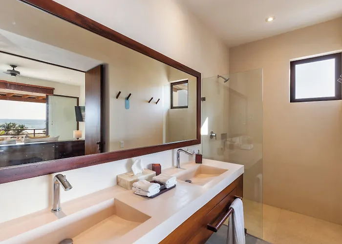 Hotel Marea Beachfront 4*