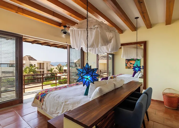 Marea Beachfront 4* Zihuatanejo