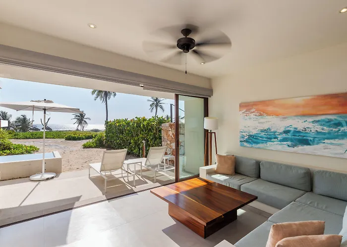 Marea Beachfront 4* Zihuatanejo