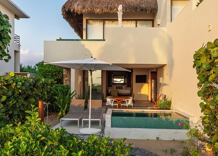 Hotel Marea Beachfront Zihuatanejo